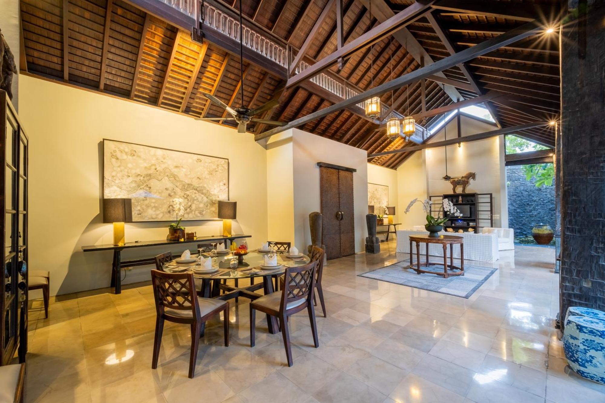Villa De Suma - Fully Staffed Luxury Villa, Walk To The Beach! Семіньяк Екстер'єр фото